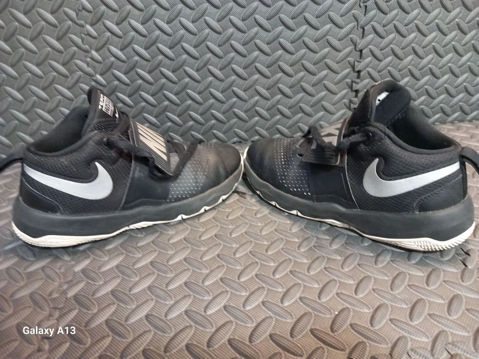 Zapatillas altas Nike Team Hustle D 8 - Talla 38 - ¡Super estado! – photo 4